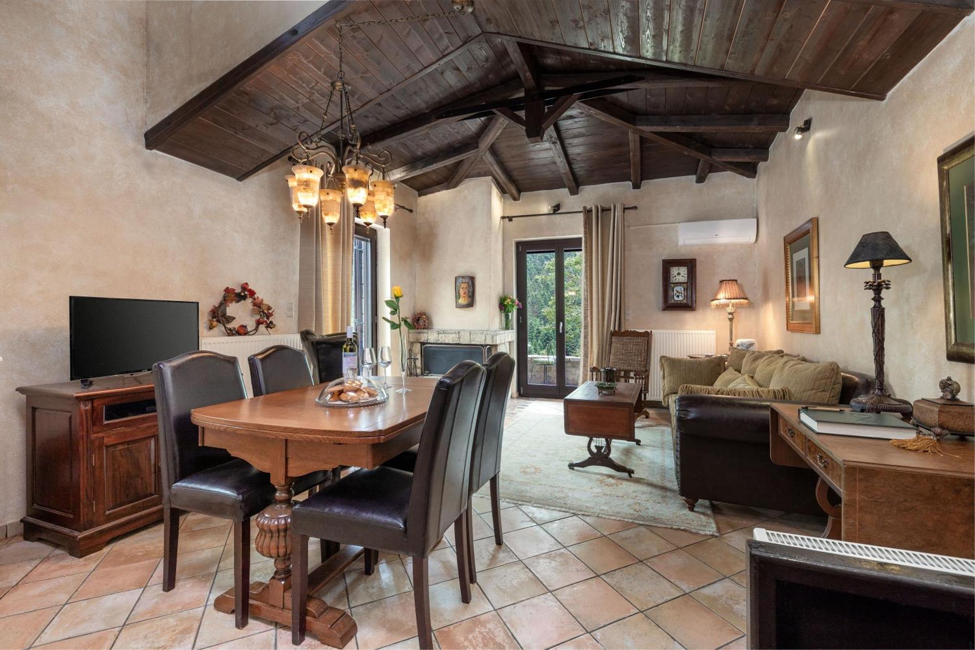 Ostra Menalon Luxury Suites Kardharás Rum bild